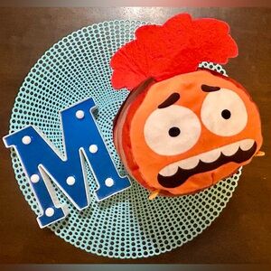 Disney 8” Tsum Tsum Plush in Orange and Red; used